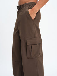 Men's RecTrek Cargo Pant in Soil – side close-up of cargo pocket