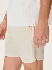 High Stride 7in Short with Pockets Milk Stone