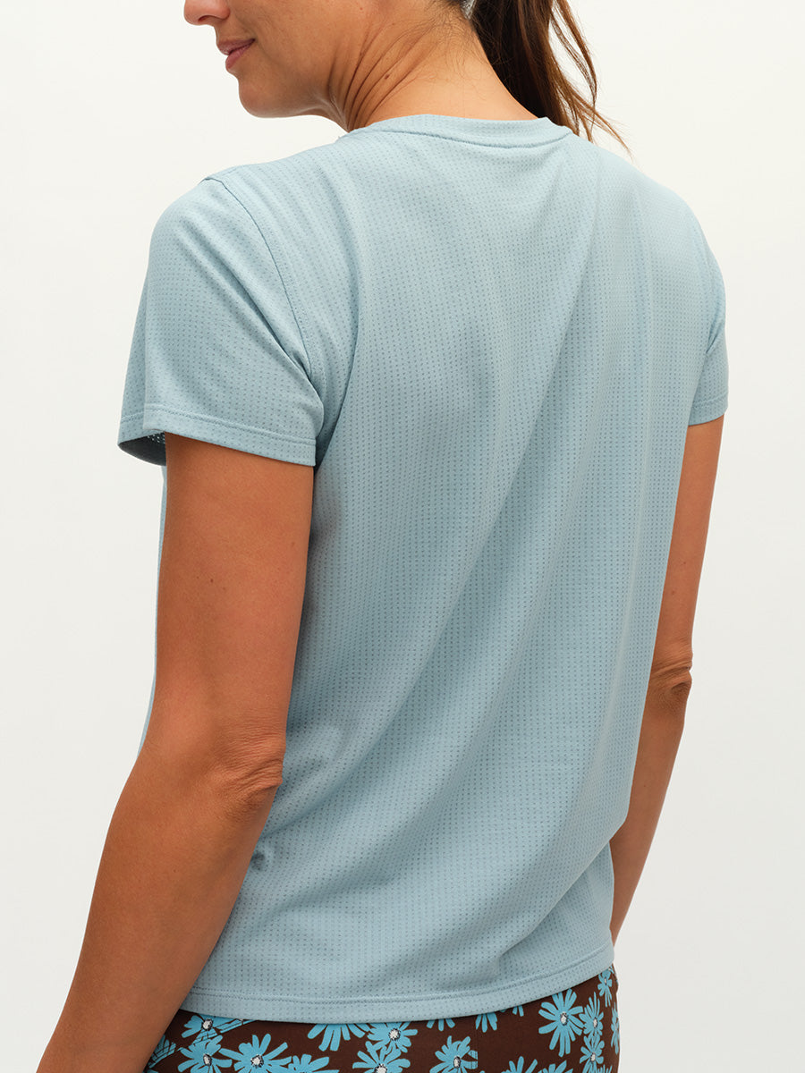 ThinkFast Mesh Shortsleeve in Light Blue | Women's Running Shirt | OV