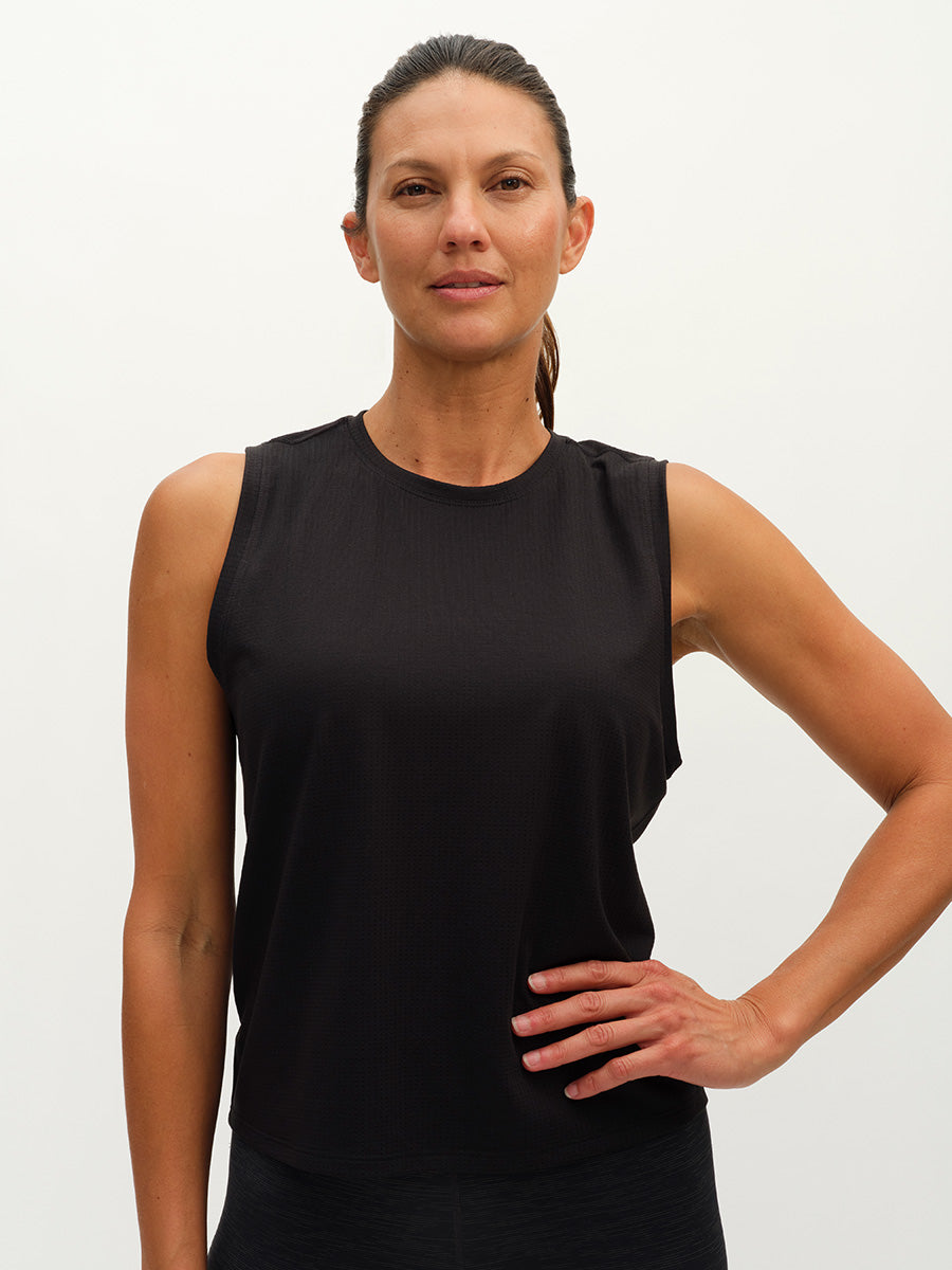 ThinkFast Mesh Cropped Muscle Tank in Black | Outdoor Voices