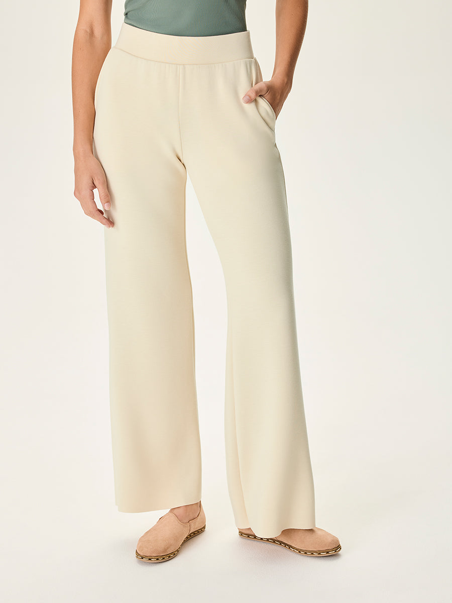 Stratus Pant – Outdoor Voices