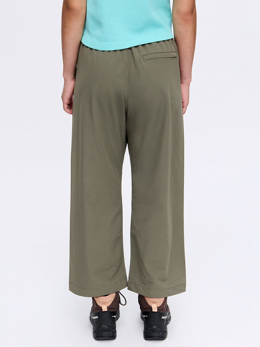RecTrek Cropped Wide Leg Pant – Tea Tree | Outdoor Voices