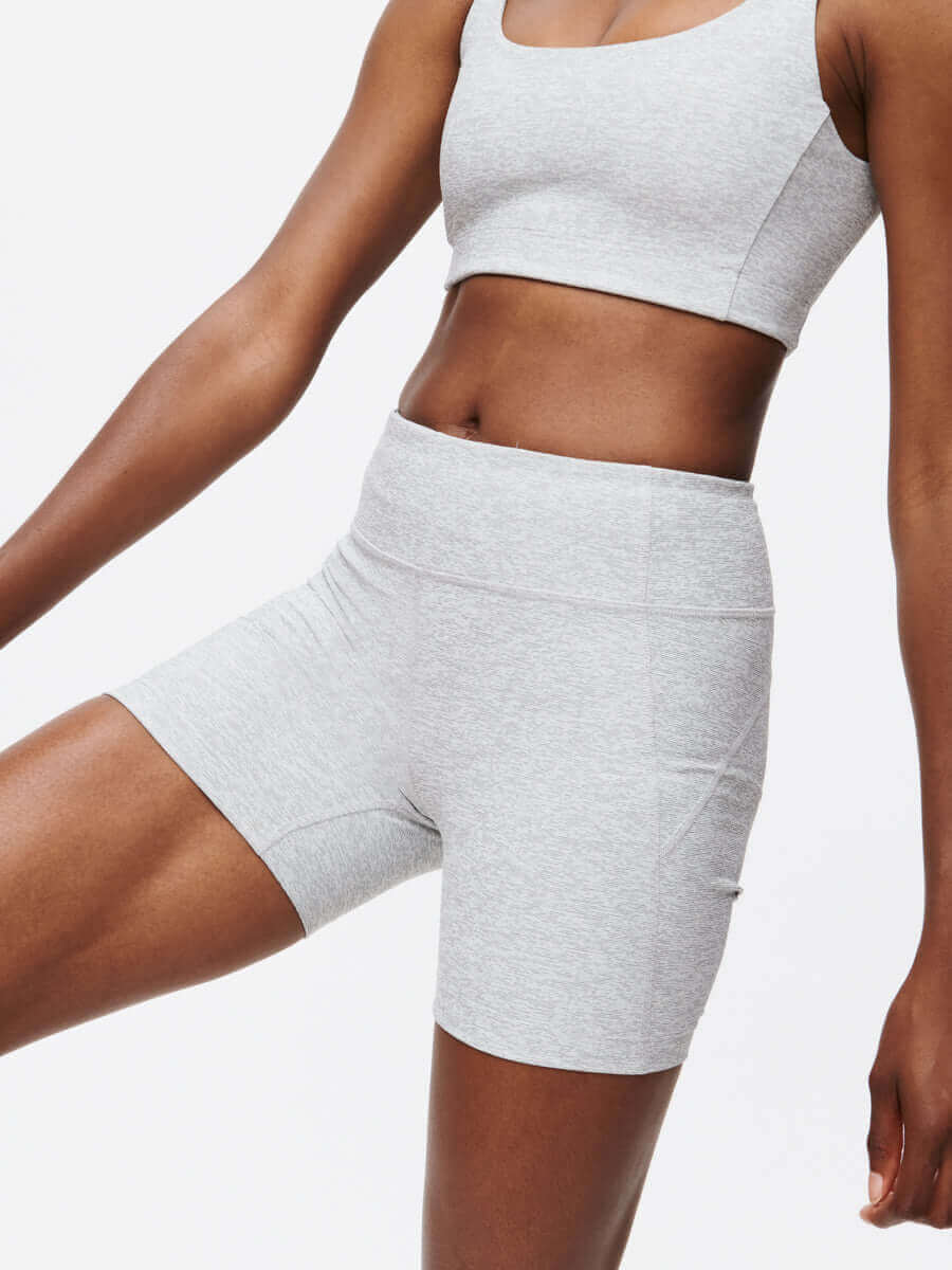 Warmup 5in Short in Textured Compression - Dove | Outdoor Voices
