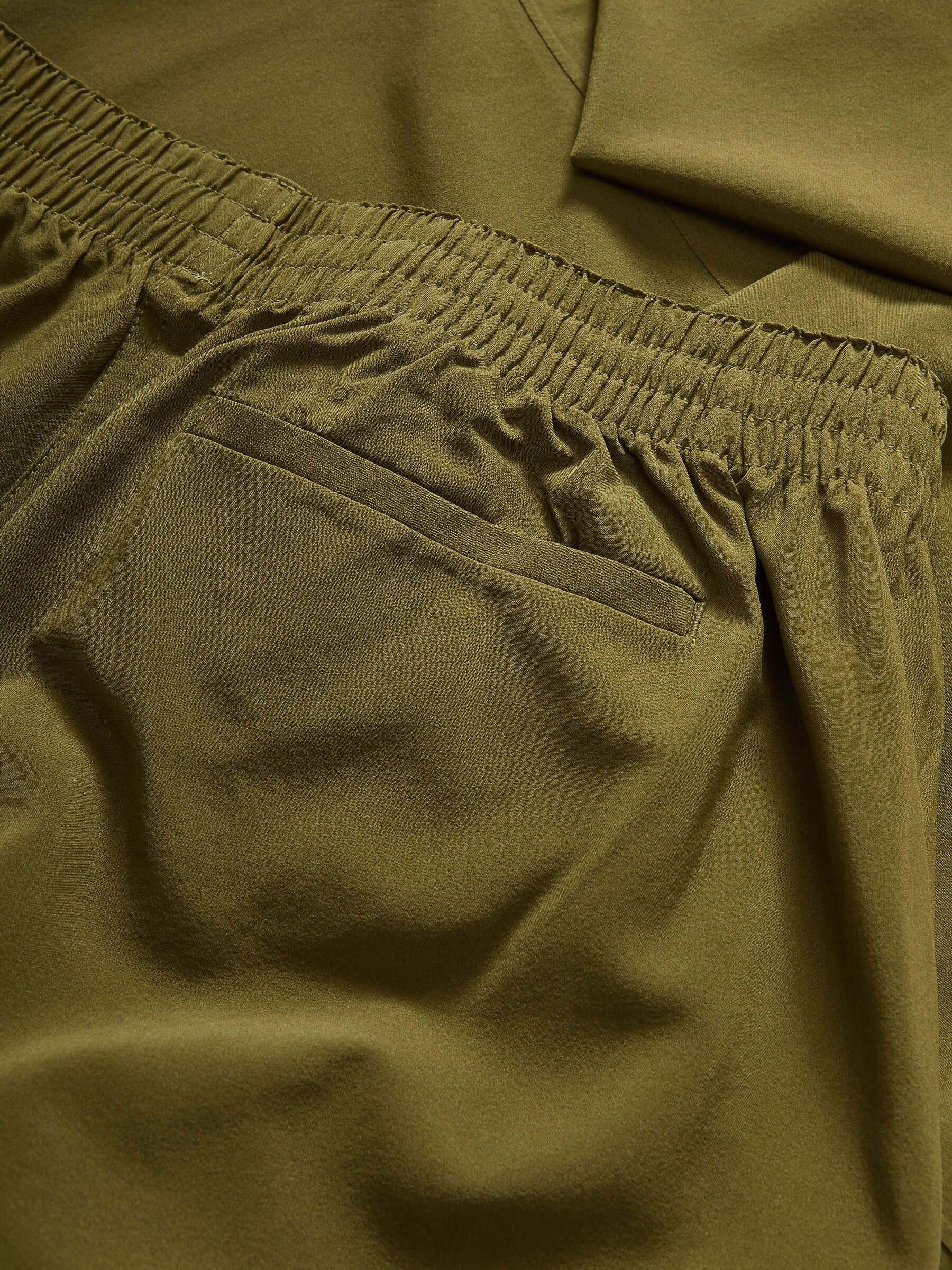 Zephyr 29in Pant in Lightweight RecPoly - Dark Olive | OV